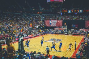 开云全站下载-世界杯预选赛中国女足平局 球迷提出中肯建议，2022世界杯中国女足